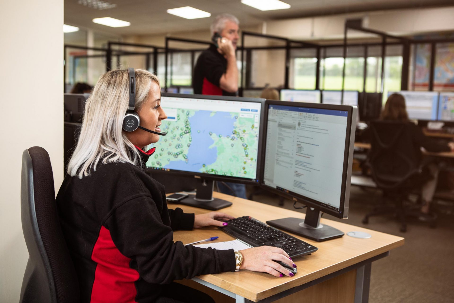 logistics dispatcher